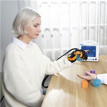 Dispositivo de entrenamiento de dedos con robot de ejercicio manual